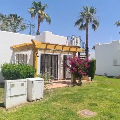 Noa - Cosy 2 bedroom in the green oasis