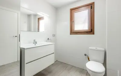 Un baño de Beautiful Home In Aguilas With Wifi