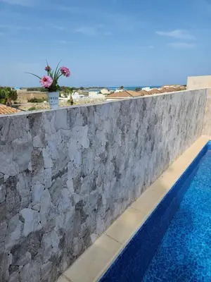 Piscina en o cerca de Ático precioso muy luminoso con piscina privada!