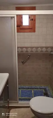 Un baño de EL CERRO