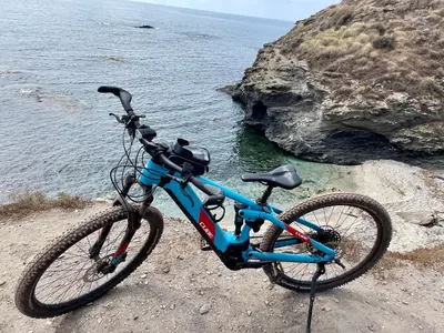 Montar en bicicleta en casa elisabeth o alrededores