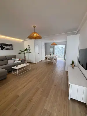 Una televisión o centro de entretenimiento en La casa del surf - Alojamiento en San José, Almería