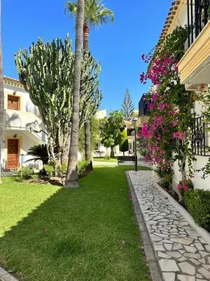 Jardín al aire libre en El Rincon Vera Costa
