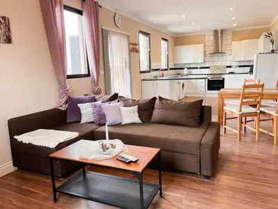 Una cocina o zona de cocina en CASA LEÓN - Freistehendes Gästehaus mit 3 Zimmer, Vivienda Rural VTARAL01089
