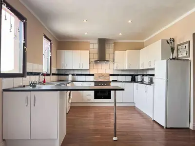Una cocina o zona de cocina en CASA LEÓN - Freistehendes Gästehaus mit 3 Zimmer, Vivienda Rural VTARAL01089