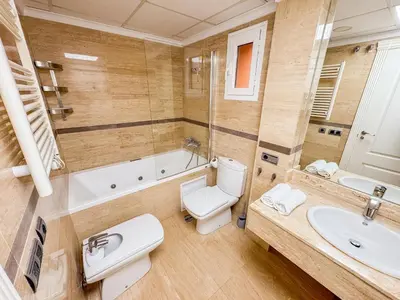 Un baño de MIRADOR del Paraiso - By Aloha Palma