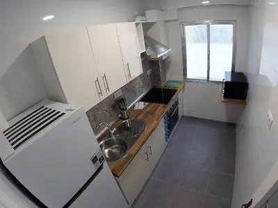 Una cocina o zona de cocina en Apartamento Puerta Purchena Almeria