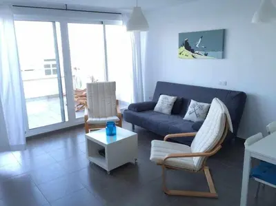 Zona de estar de Duplex Precioso con Terraza y Piscina