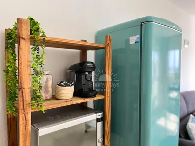 Una cocina o zona de cocina en Luminoso ático en el Puerto de Almerimar