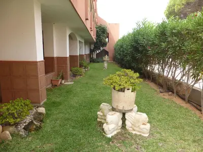 Jardín al aire libre en Lovely studio at 150 meters from the beach
