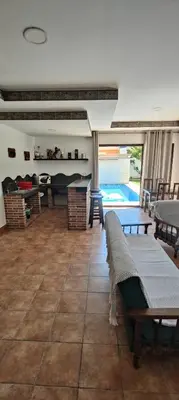 Plano de Apartamento de invitados con piscina