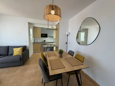 Una cocina o zona de cocina en Apartamento con piscina frente al mar en Mojácar playa para familias y parejas de más de 30 años