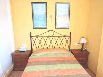 Cama o camas de una habitación en Piso naturista en Parque Vera 3
