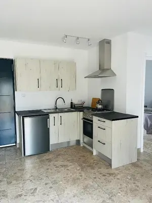 Una cocina o zona de cocina en RenBeck lets 2