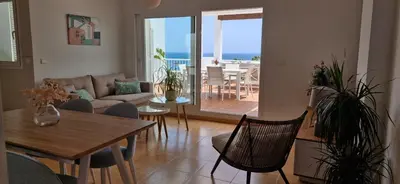 Zona de estar de Ático Mojacar Playa 1ª Linea - Piscina abierta todo el año, Wifi, Garaje, Golf cerca
