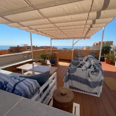 Apartamento con vistas al mar