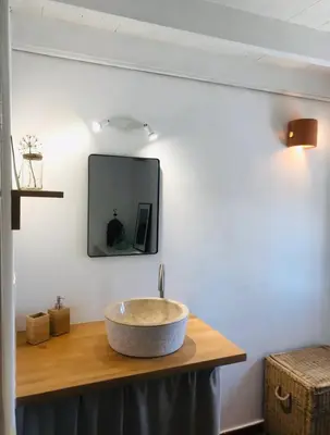 Una televisión o centro de entretenimiento en Casa Rural La Sal - Cabo de Gata -