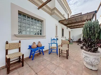 Un patio o zona al aire libre en Apartamento Villa Laura 2