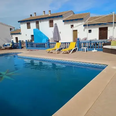 El Oasis Morado
