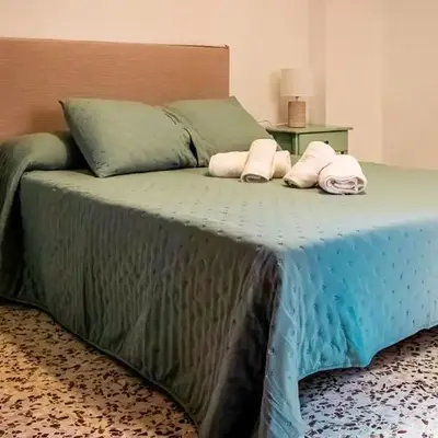 5 Apartamentos Cómodos en el Corazón de Baza