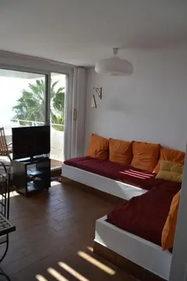 Plano de terraza al mar