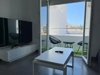 Una televisión o centro de entretenimiento en Quinto Pino playa
