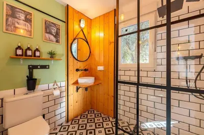 Un baño de Villa Natura un Paraíso en la Alpujarra Almeriense