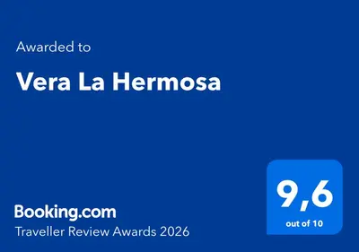 Certificado, premio, señal o documento que está expuesto en Vera La Hermosa