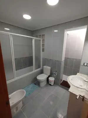 Un baño de Casa planta baja en Gador