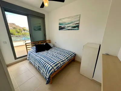 Cama o camas de una habitación en Terraza 250 m2 # BBQ # Playa 8min # Padel # WIFI # Apartamento