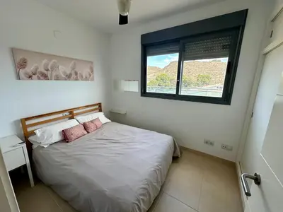 Cama o camas de una habitación en Terraza 250 m2 # BBQ # Playa 8min # Padel # WIFI # Apartamento