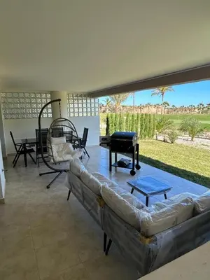 Zona de estar de luxury homes valle del este resort golf luxe one