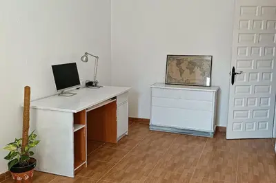 Una televisión o centro de entretenimiento en Casa Caracola