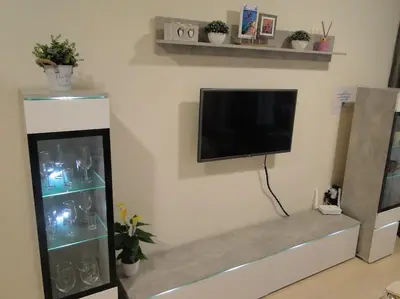 Una televisión o centro de entretenimiento en Vera Playa apartment