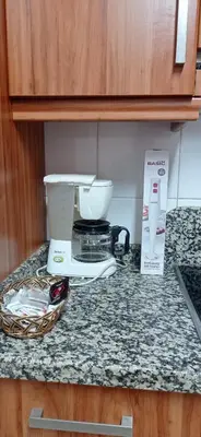 Una cocina o zona de cocina en Apartamento sol playa deportes