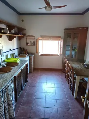 Una cocina o zona de cocina en Casa De Aventuras ideal for large groups