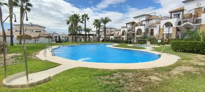 Piscina en o cerca de Verandalus