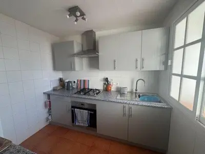 Una cocina o zona de cocina en 2 Bedroom Townhouse - Mojacar - sleeps 4 - R018