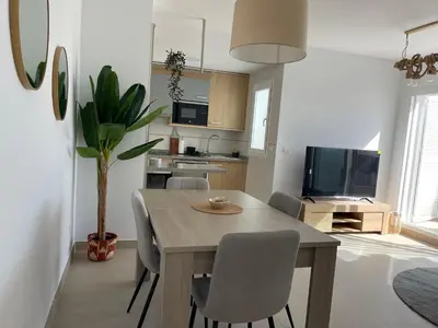 Una cocina o zona de cocina en Breeze 5