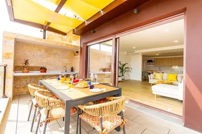 Una cocina o zona de cocina en PREMIUM Magníficas Vistas Panorámicas con Terraza - By Aloha Palma