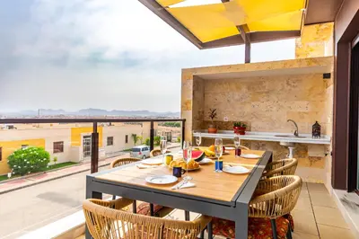 Un balcón o terraza de PREMIUM Magníficas Vistas Panorámicas con Terraza - By Aloha Palma