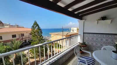 Un balcón o terraza de Apartamento Playa La Calica