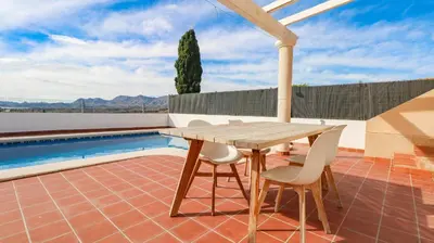 Piscina en o cerca de Vila Guapa - Villa de dos dormitorios en San Juan de los Terreros