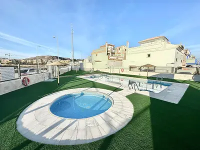 Piscina en o cerca de Adosado El Invencible