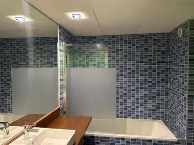 Un baño de Alborada Ático - junto a playa