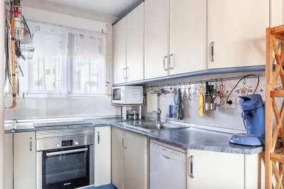 Una cocina o zona de cocina en Sun and relax at the Tropicana beach