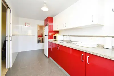 Una cocina o zona de cocina en Expoholidays - Porto fino 2 dormitorios