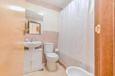 Un baño de Los Collados con Jardín y Piscina By Aloha Palma