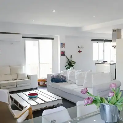2BR Apartment with Free Parking in Almería City Center - Air Conditioning