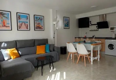 Una cocina o zona de cocina en Duplex de dos dormitorios en Vera Playa